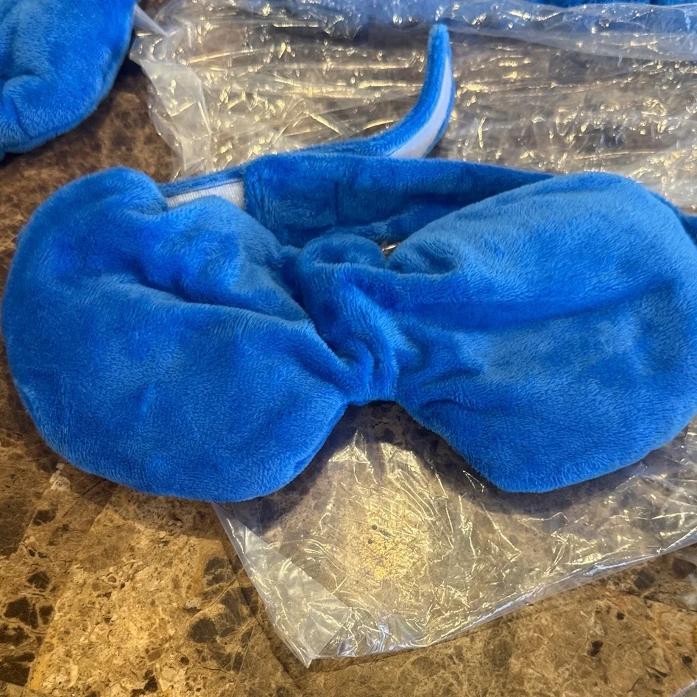 Creatrill Blue Neck and Shoulder Wrap Heat Therapy. Never Used